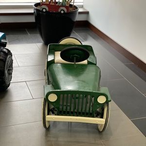 Meet your Posher, Gill